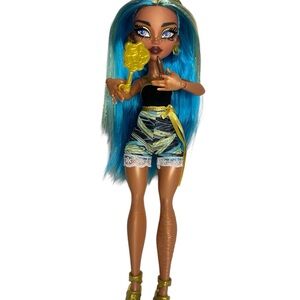 Monster High G3 Buried Secrets Cleo Fashion Toy Doll COMPLETE